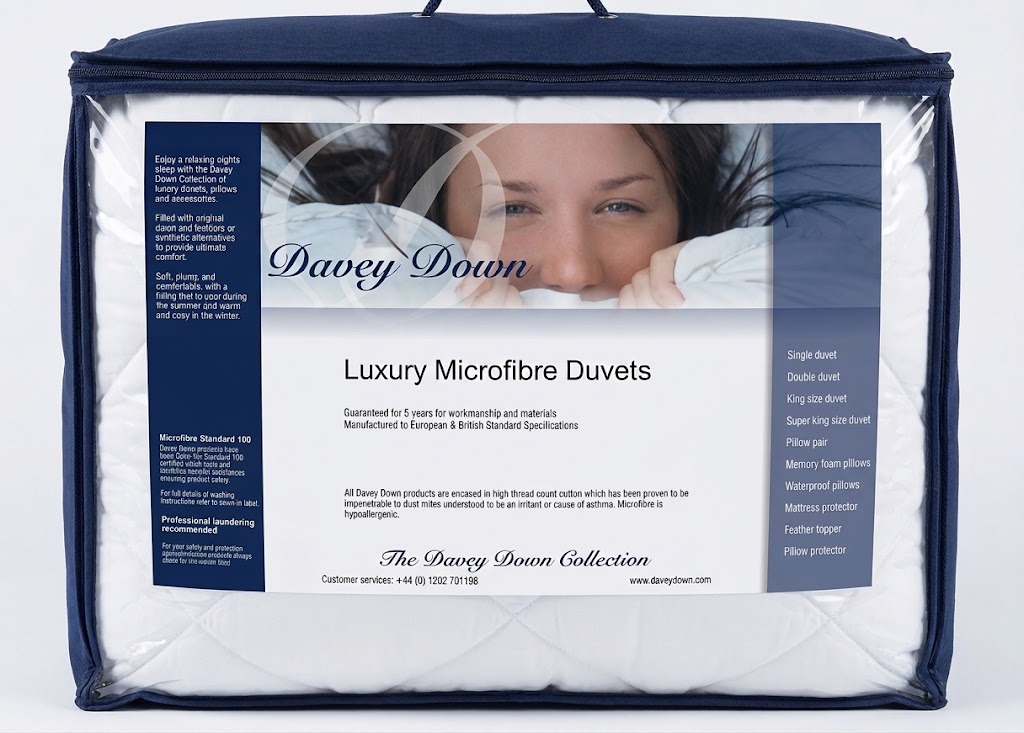 Luxury Microfibre 4.5 Tog Summer Duvet (Hypoallergenic Down-Alternative)